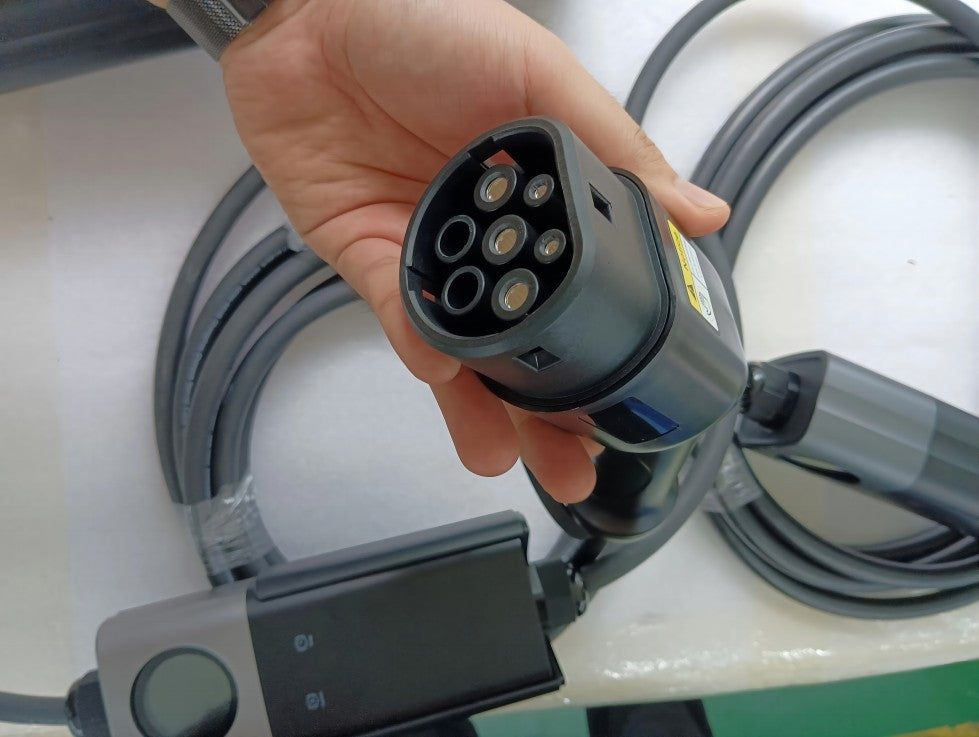 Customizable Level 2 Portable EV Charging Station with WiFi & App | 7kW-22kW