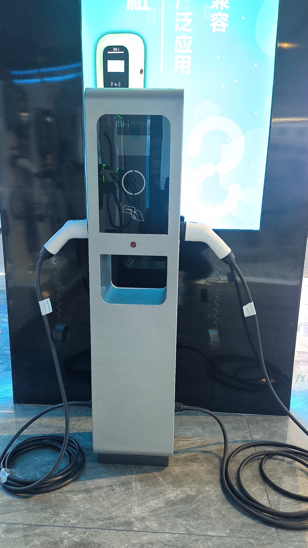 Dual Gun Floor Stand EV Charging Station | 2x7KW, 2x11KW, 2x22KW | OCPP Compliant