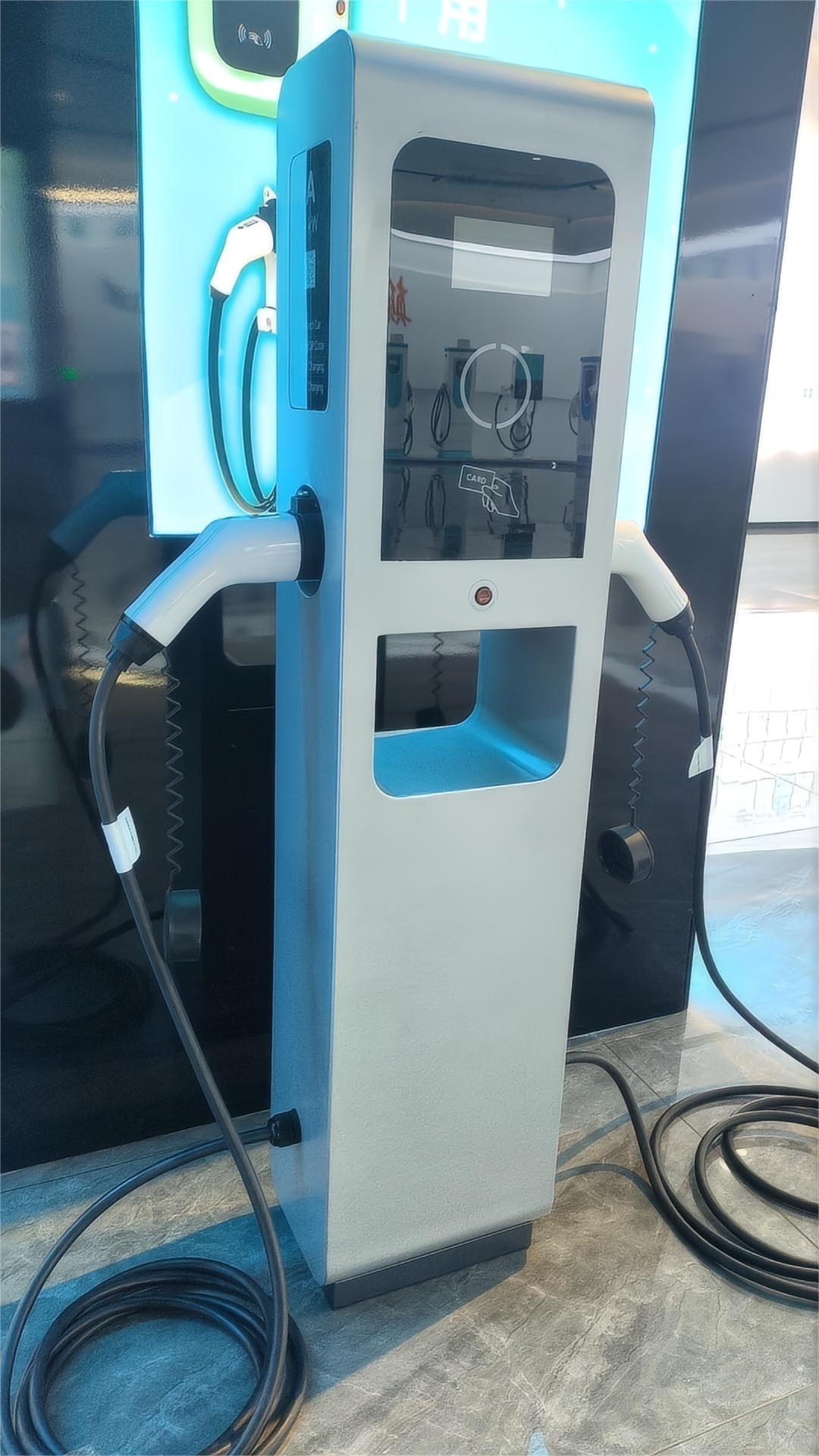Dual Gun Floor Stand EV Charging Station | 2x7KW, 2x11KW, 2x22KW | OCPP Compliant