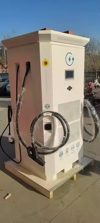 ODM 160kW 240kW 3Guns 4Guns GBT+CCS1+CCS2+CHAdeMO Fast DC EV Charger Station All EV Car