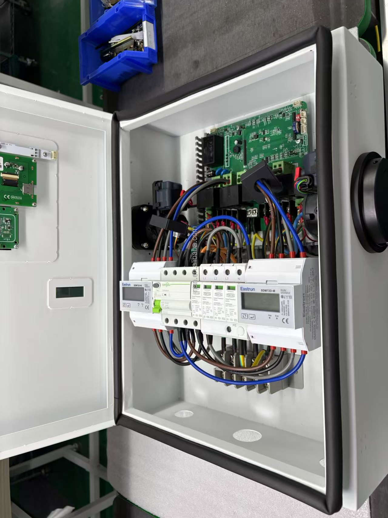 New OCPP2.0.1 AC EV Charger 14kW 22kW 44kW Wall-mounted Commercial EV Charger Station Type 2 Plug Fast Charging Socket