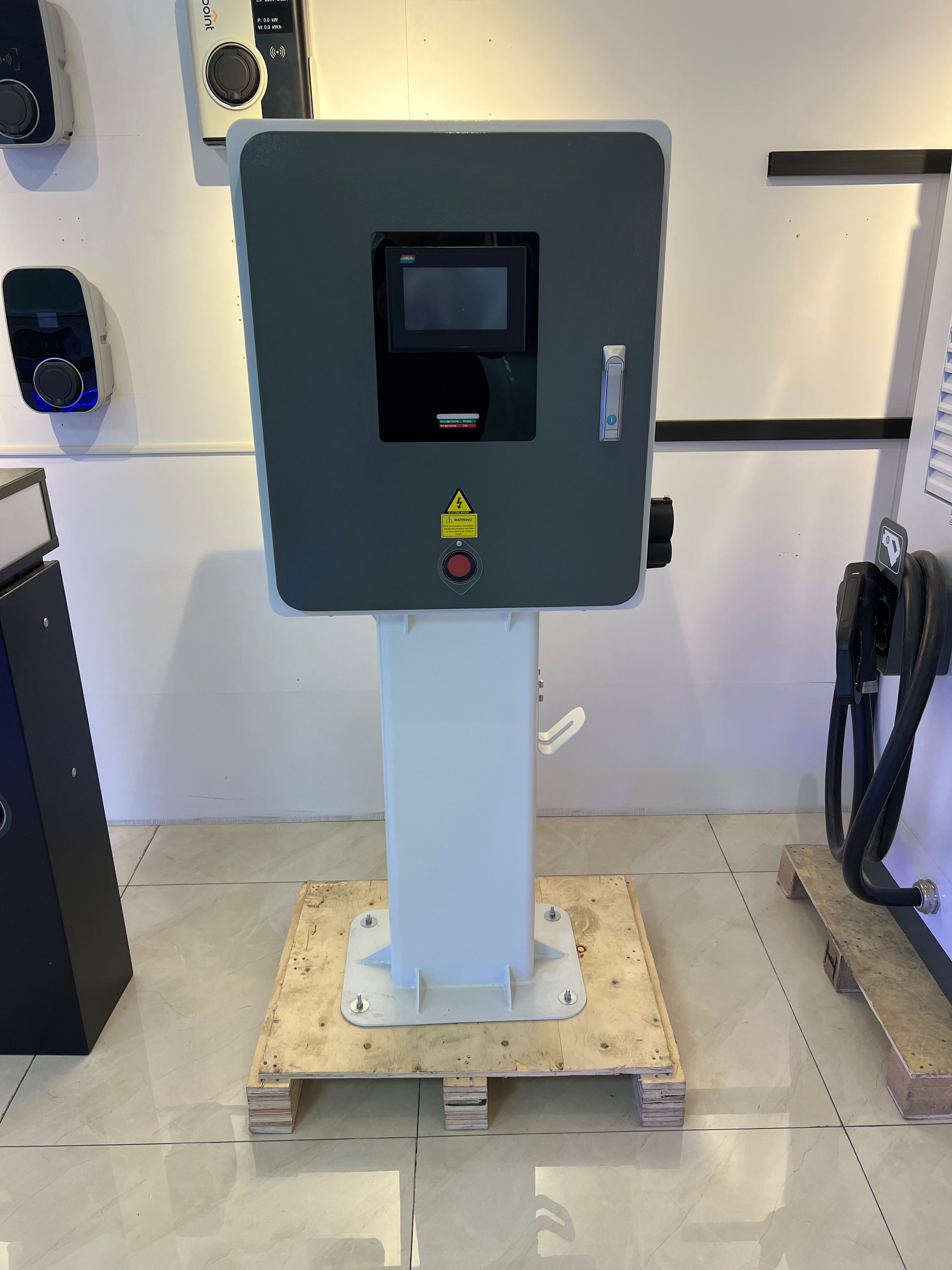 Commercial DC Fast EV Charger | 20-60KW Dual CCS2 | RFID & OCPP